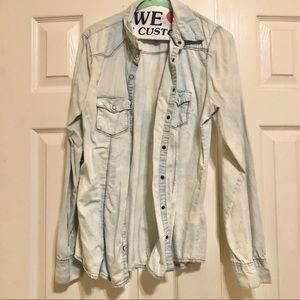 • Maurices Chambray Top •
